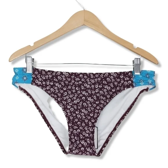 Bikini Set - Picture 10 of 16